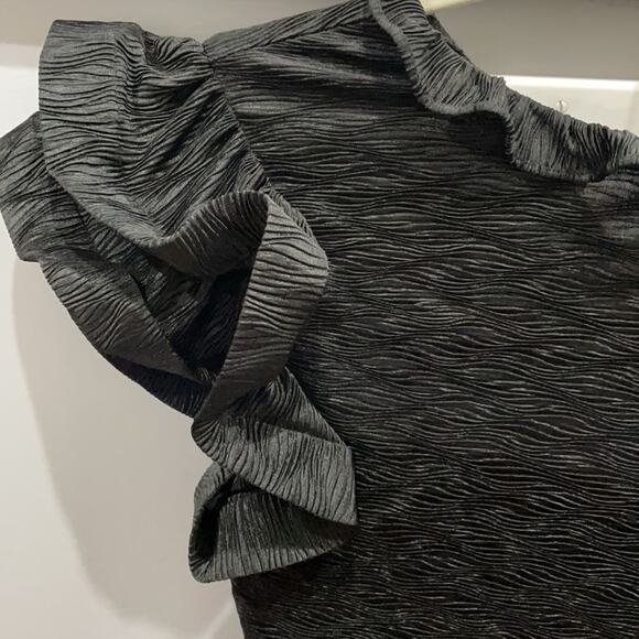 LOVE CULTURE TOP CHIC Black Ruffled Bodysuit NWT - Picture 2 of 5